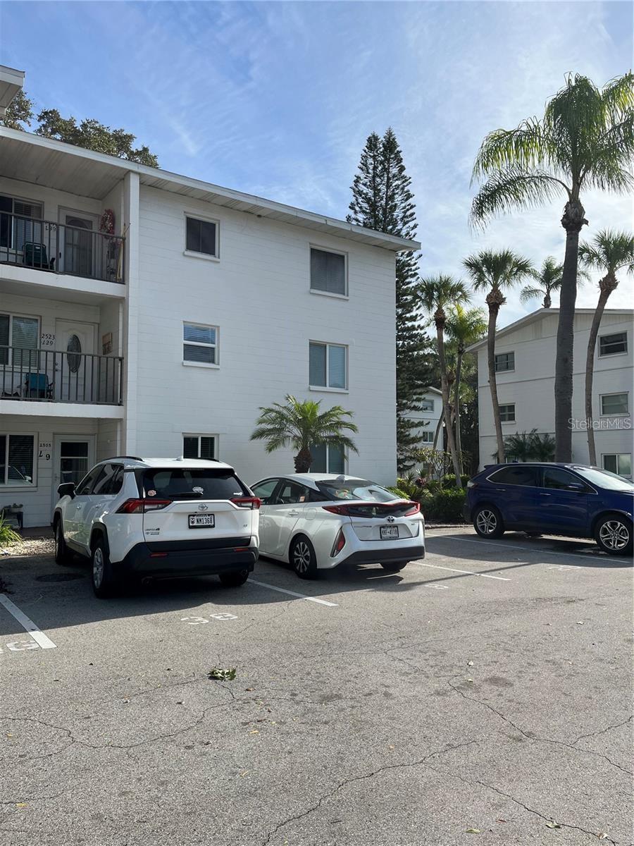 2505 FLAMINGO BOULEVARD L9