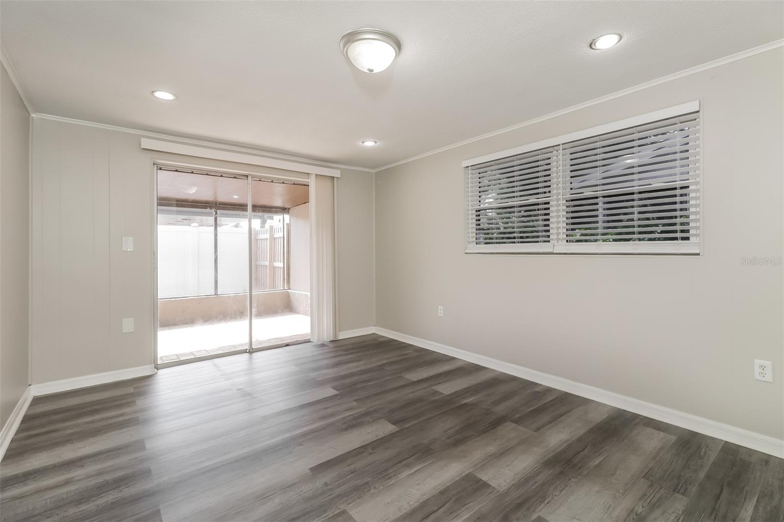 EMBASSY HILLS - Residential