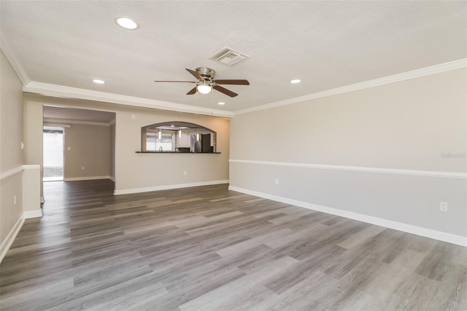 EMBASSY HILLS - Residential