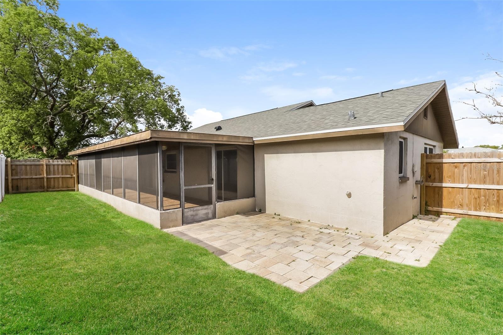 EMBASSY HILLS - Residential