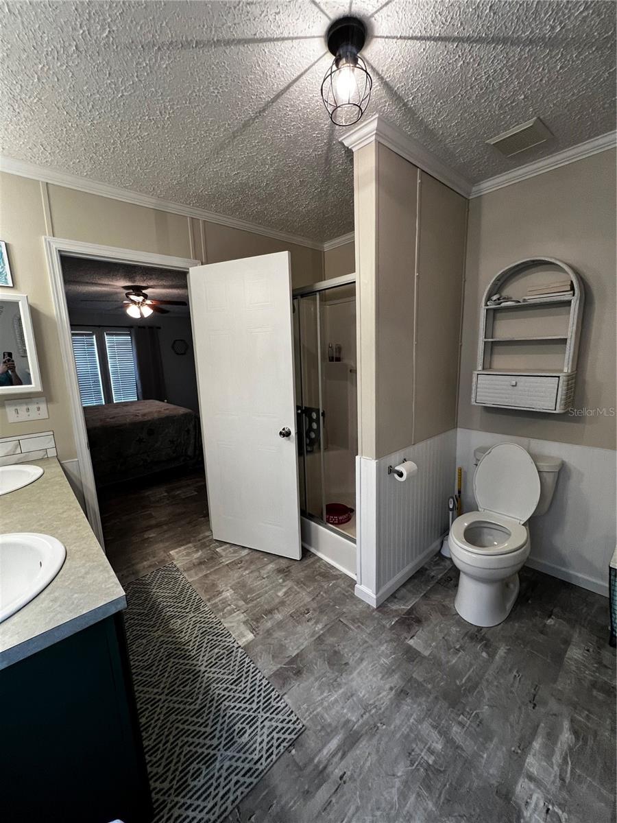 SHANGRI-LA - Residential