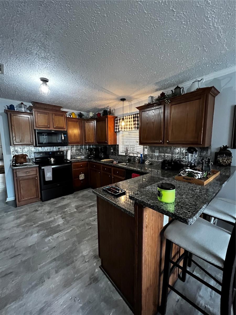 SHANGRI-LA - Residential