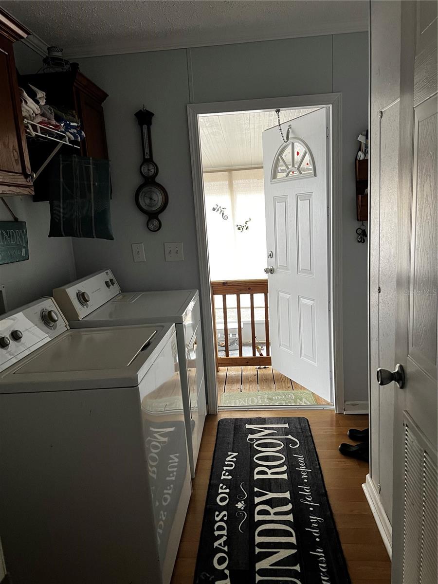 SHANGRI-LA - Residential