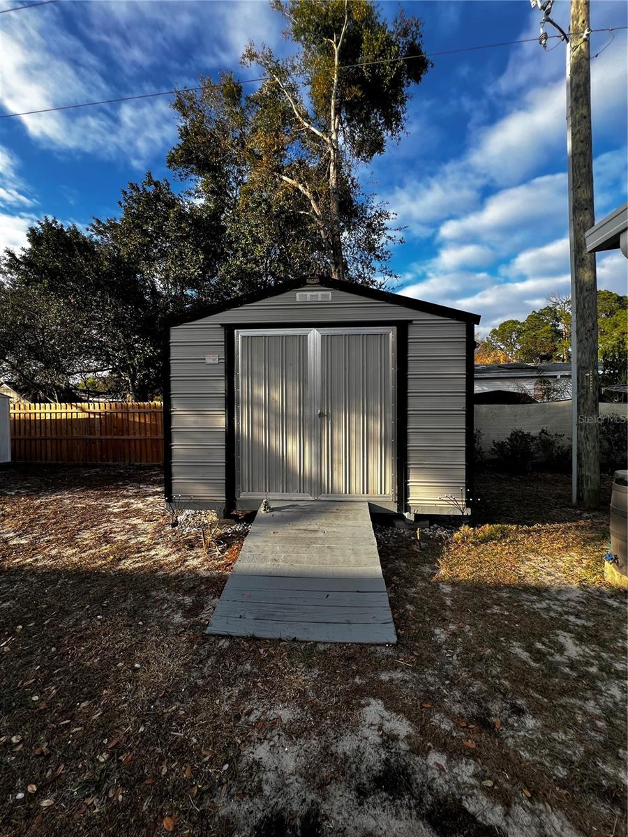 SHANGRI-LA - Residential