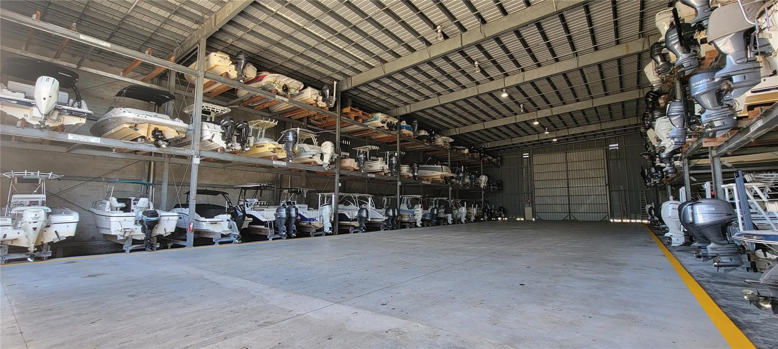 DRY SLIPS AT BELLAGIO VILLAGE - Residential