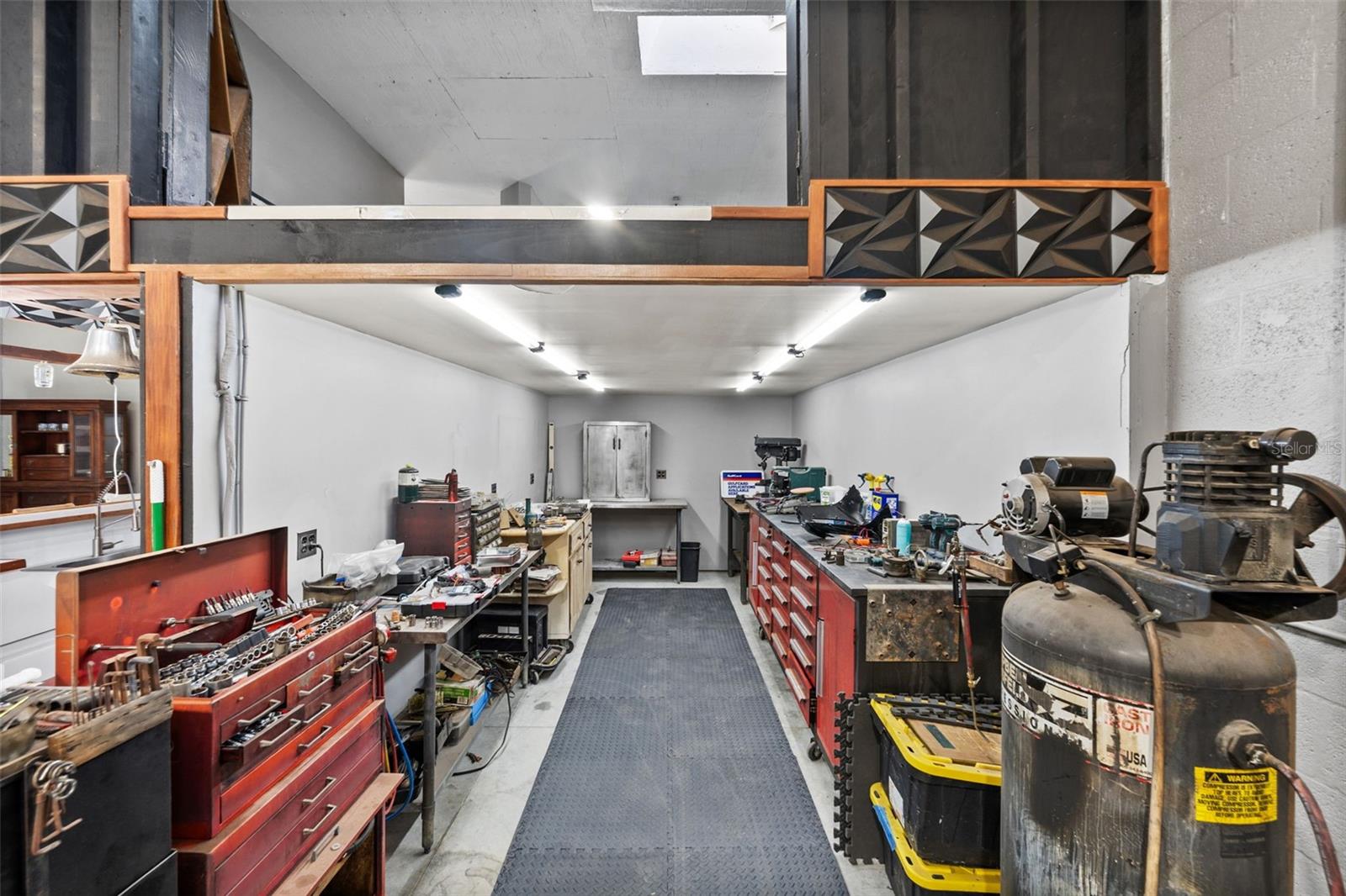 FT MYERS SHORES - Residential