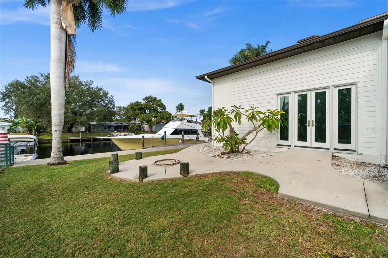 FT MYERS SHORES - Residential