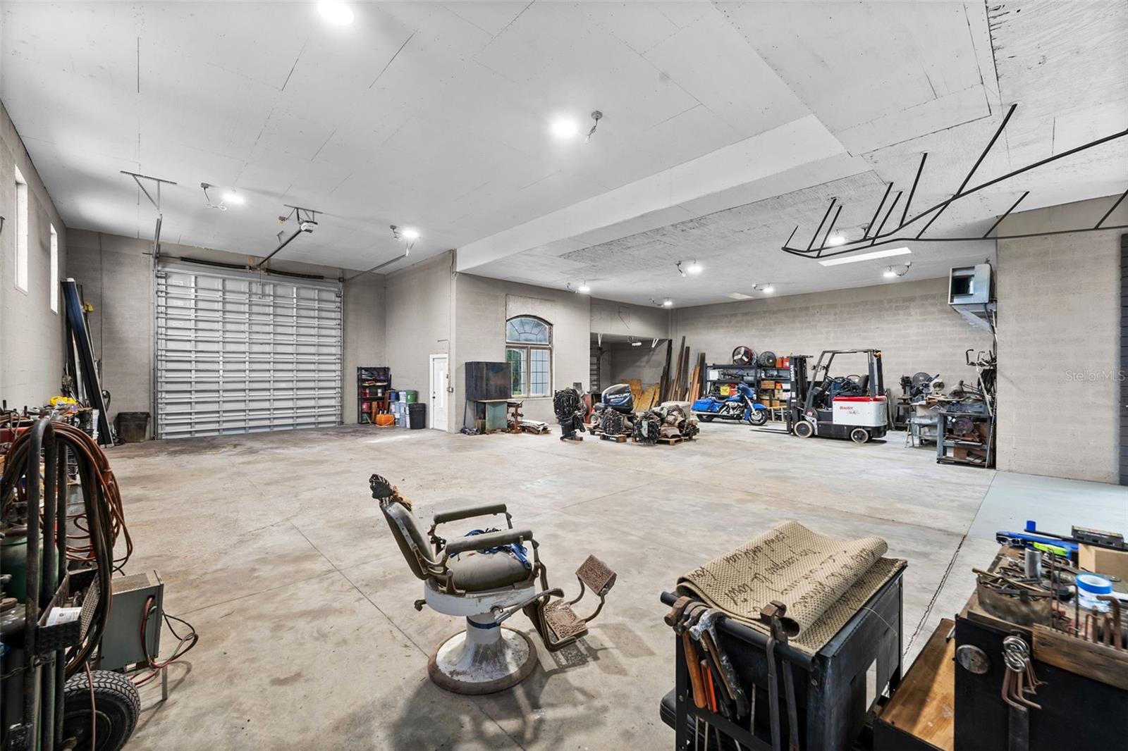 FT MYERS SHORES - Residential