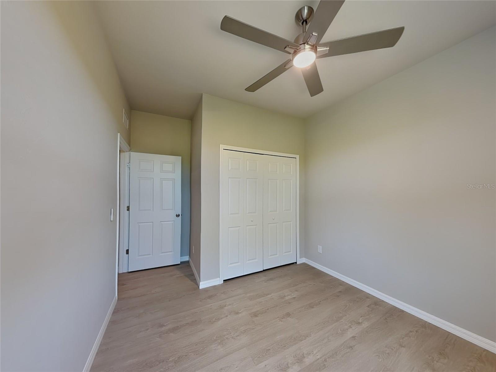 ROTONDA LAKES - Residential