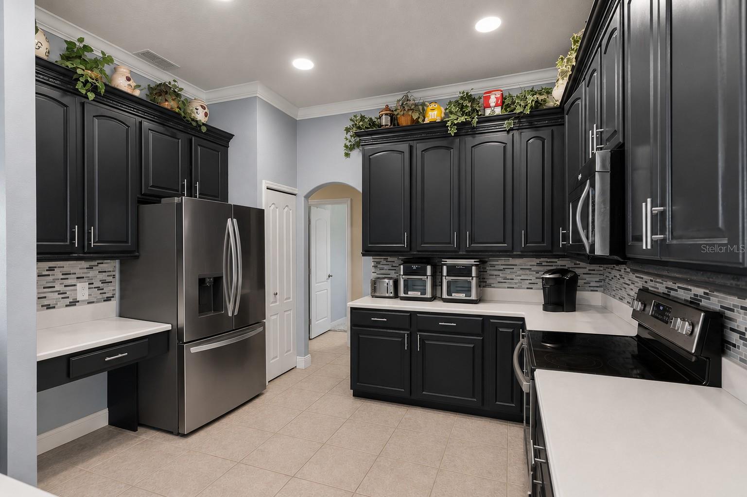 631 WATERLAND COURT