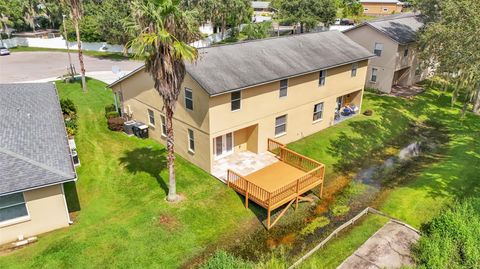 A home in LAKELAND