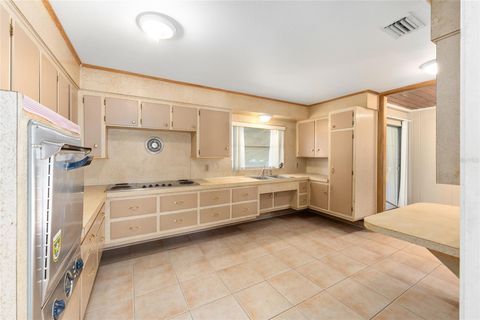 Tiny photo for 626 SE 30th Avenue, Ocala, FL 34471 (MLS # OM715107)