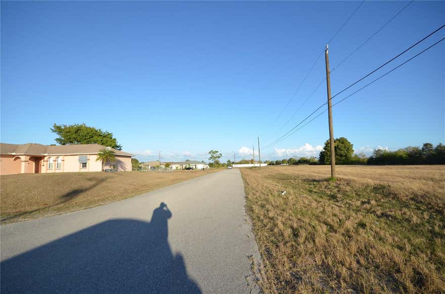 Fresh Water Canal with Seawall! Great location close to shopping, dining and with good access to Fort Myers.  This canal gives access to many miles of water fun for fishing, kayaking, and canoeing. Very close to the new VA Hospital.  This would be a great location for building your dream home. Start living the dream in Cape Coral!