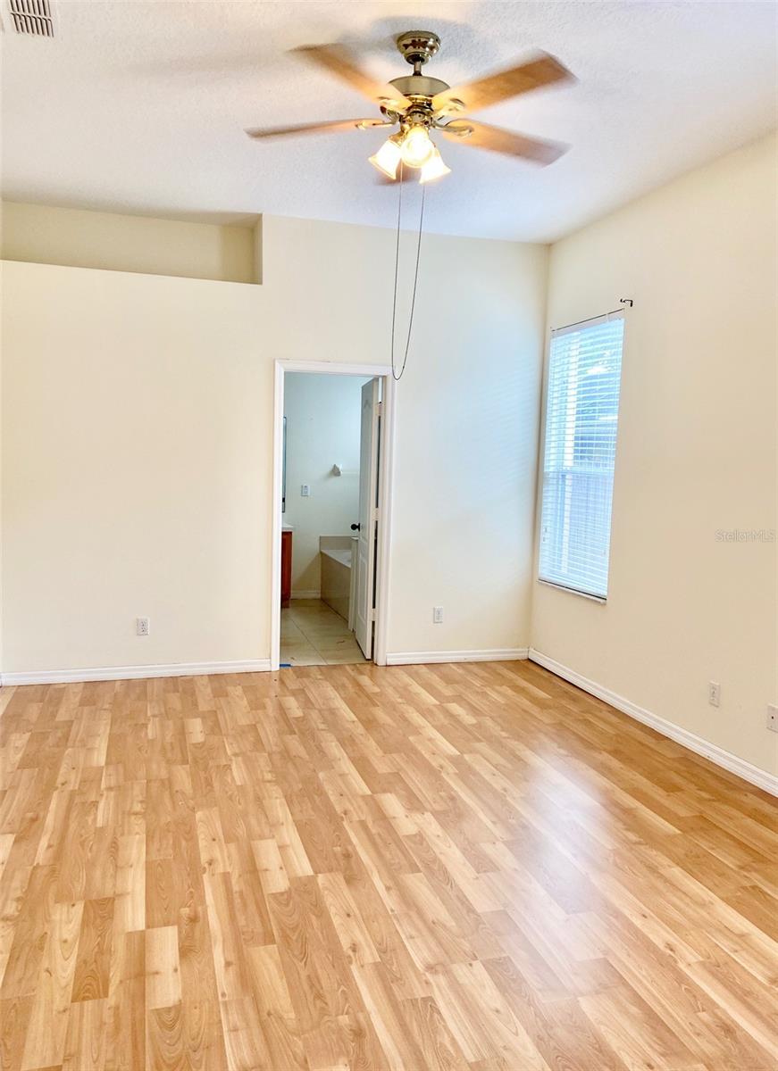 CAMERON GROVE - Residential Lease