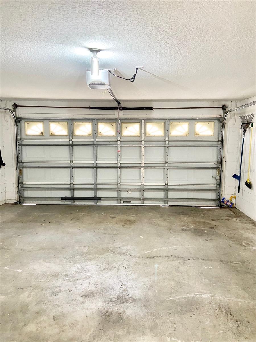 CAMERON GROVE - Residential Lease