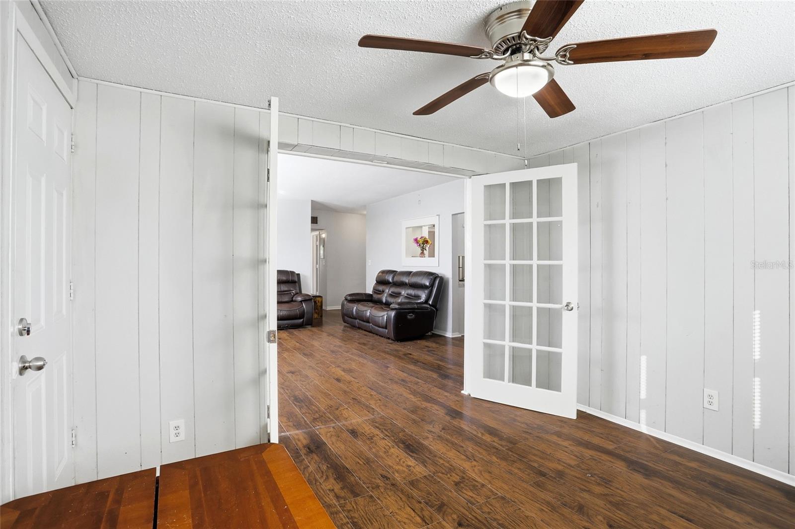 EVANS VILLAGE - Residential