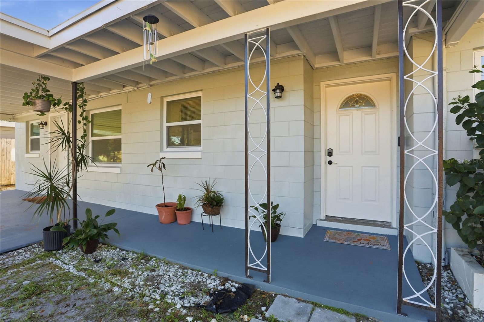 5104 HERNANDES DRIVE