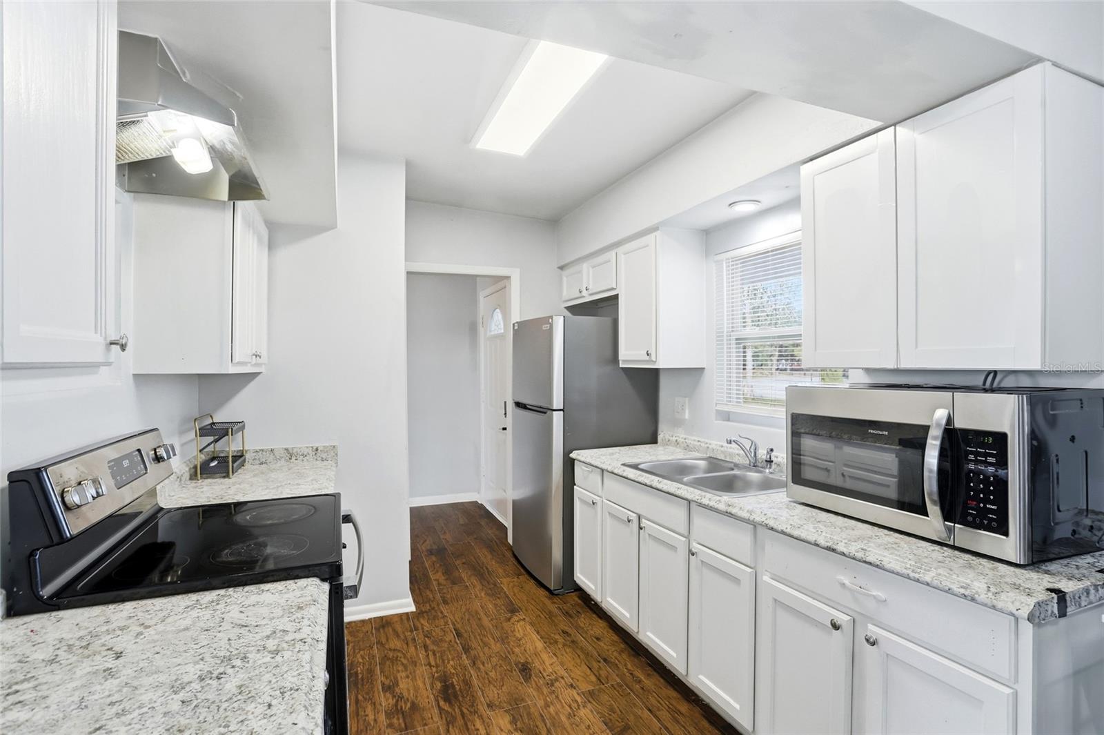 EVANS VILLAGE - Residential