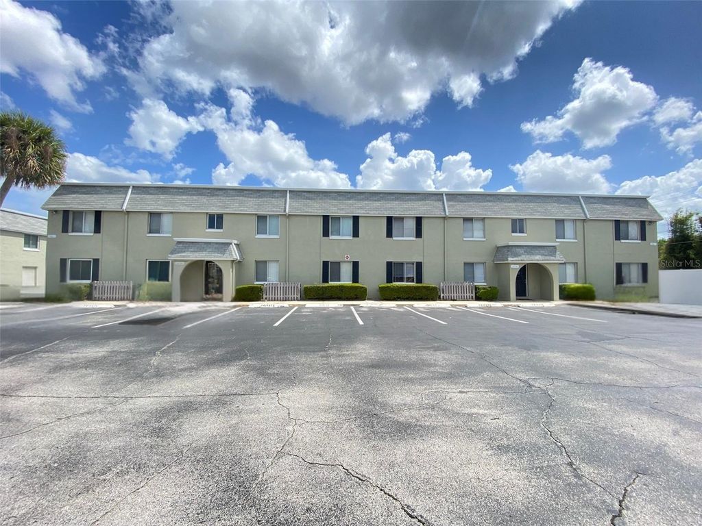 Photo of 525 Conway Road #154, Orlando, FL 32807 (MLS # O6395766)