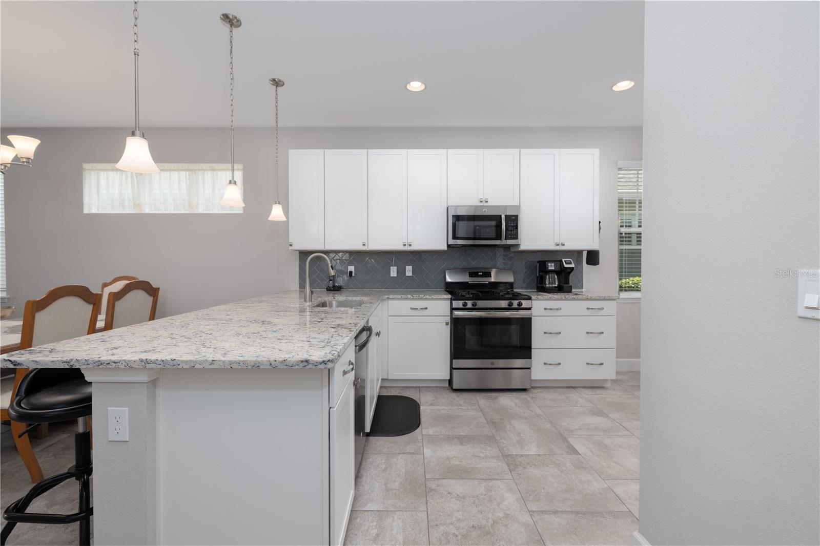 VICTORIA GARDENS PH 5 - Residential