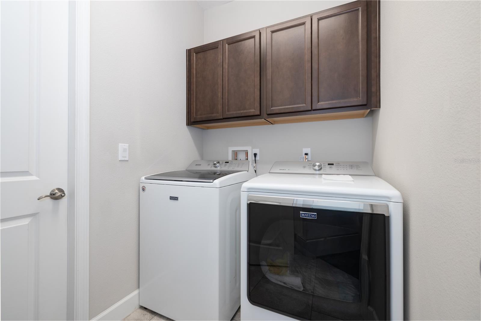 VICTORIA GARDENS PH 5 - Residential