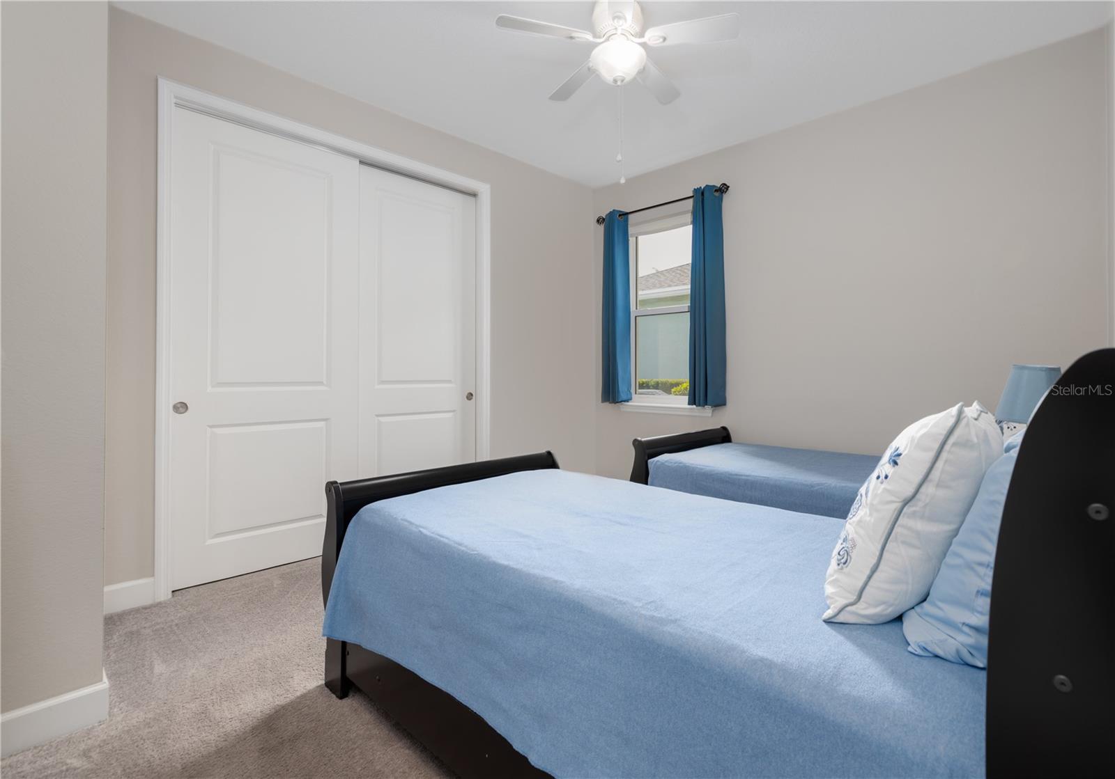 VICTORIA GARDENS PH 5 - Residential