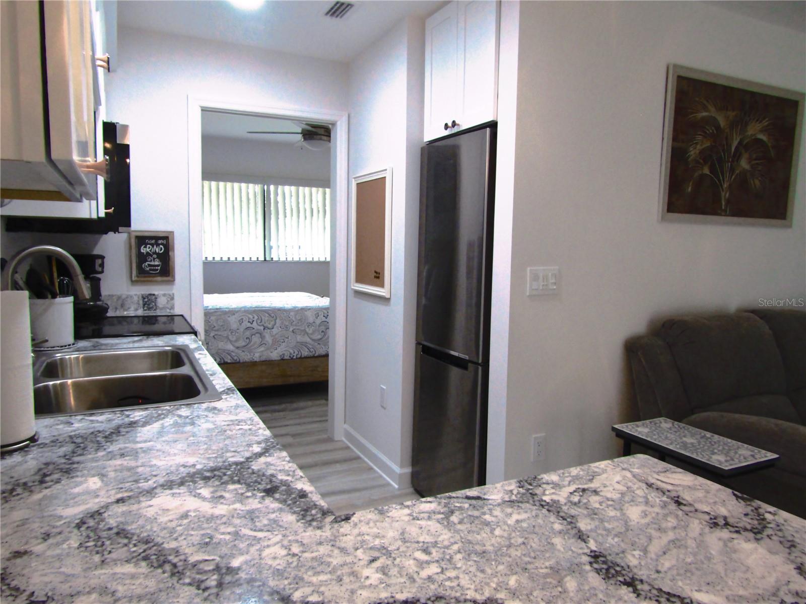 BUNKER OAKS - Residential Lease