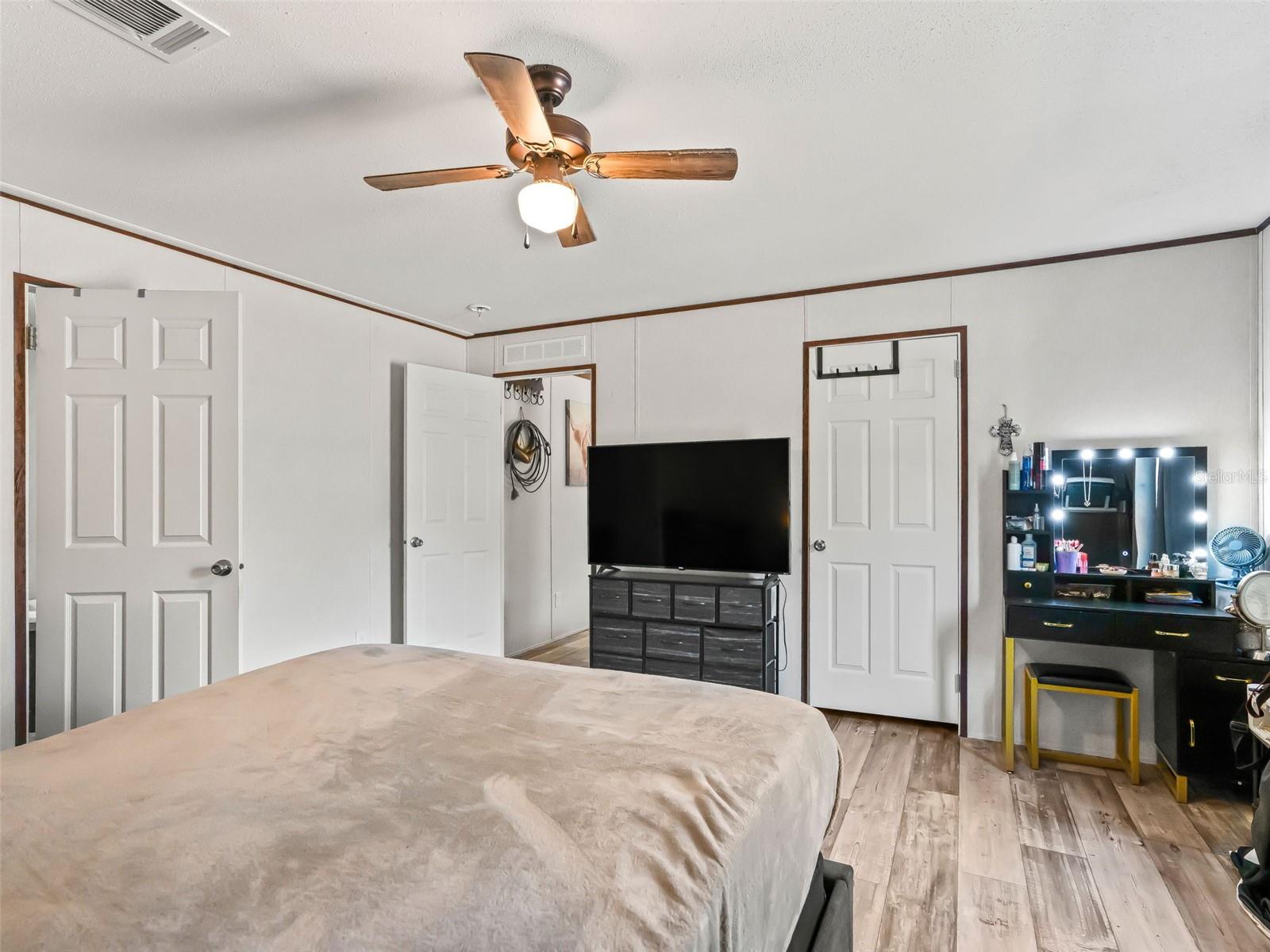 WESTWOOD ACRES SOUTH - Residential