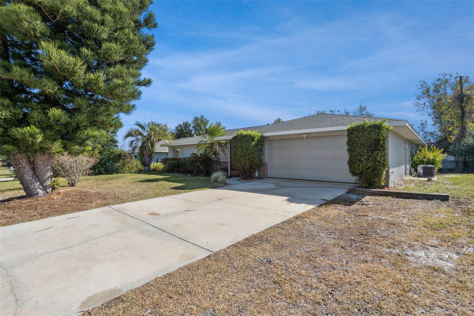 DELTONA LAKES UNIT 13 - Residential