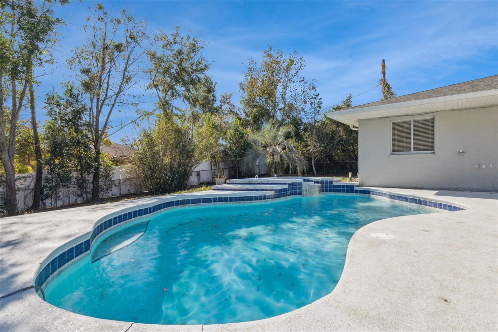 DELTONA LAKES UNIT 13 - Residential