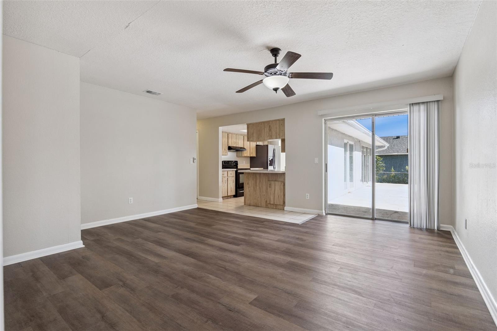 DELTONA LAKES UNIT 13 - Residential