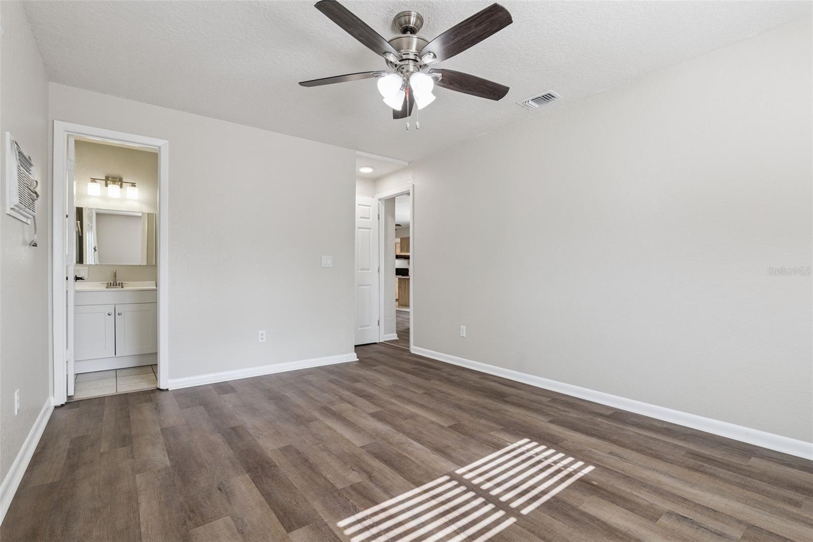 DELTONA LAKES UNIT 13 - Residential
