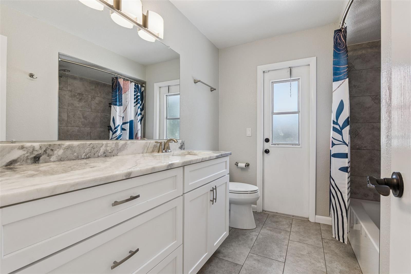 DELTONA LAKES UNIT 13 - Residential