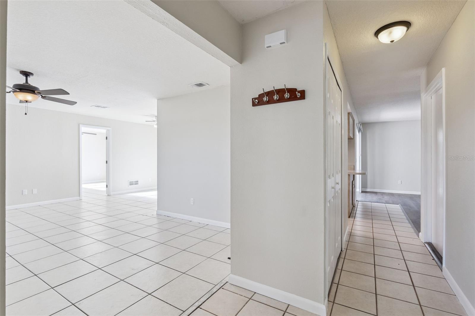 DELTONA LAKES UNIT 13 - Residential