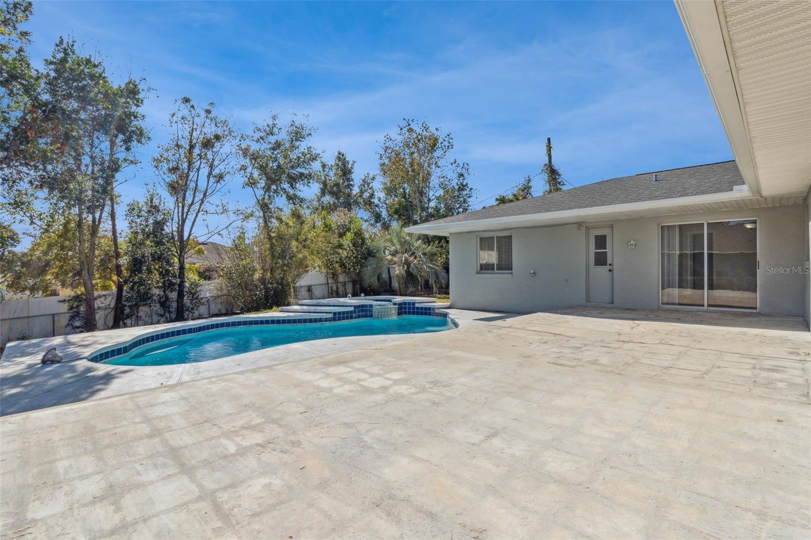 DELTONA LAKES UNIT 13 - Residential