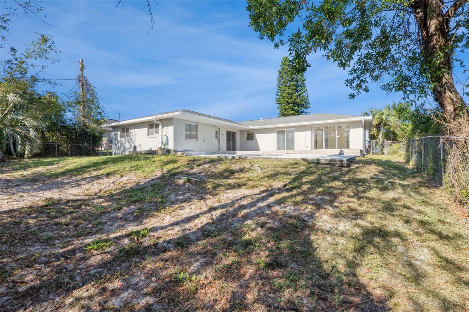 DELTONA LAKES UNIT 13 - Residential