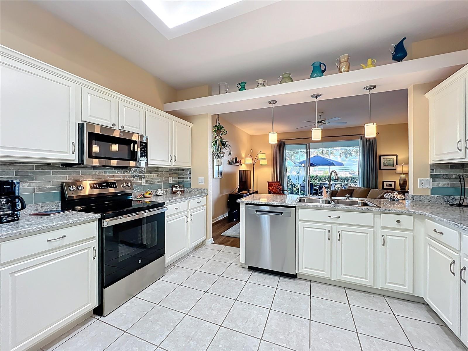 KINGS RIDGE - Residential