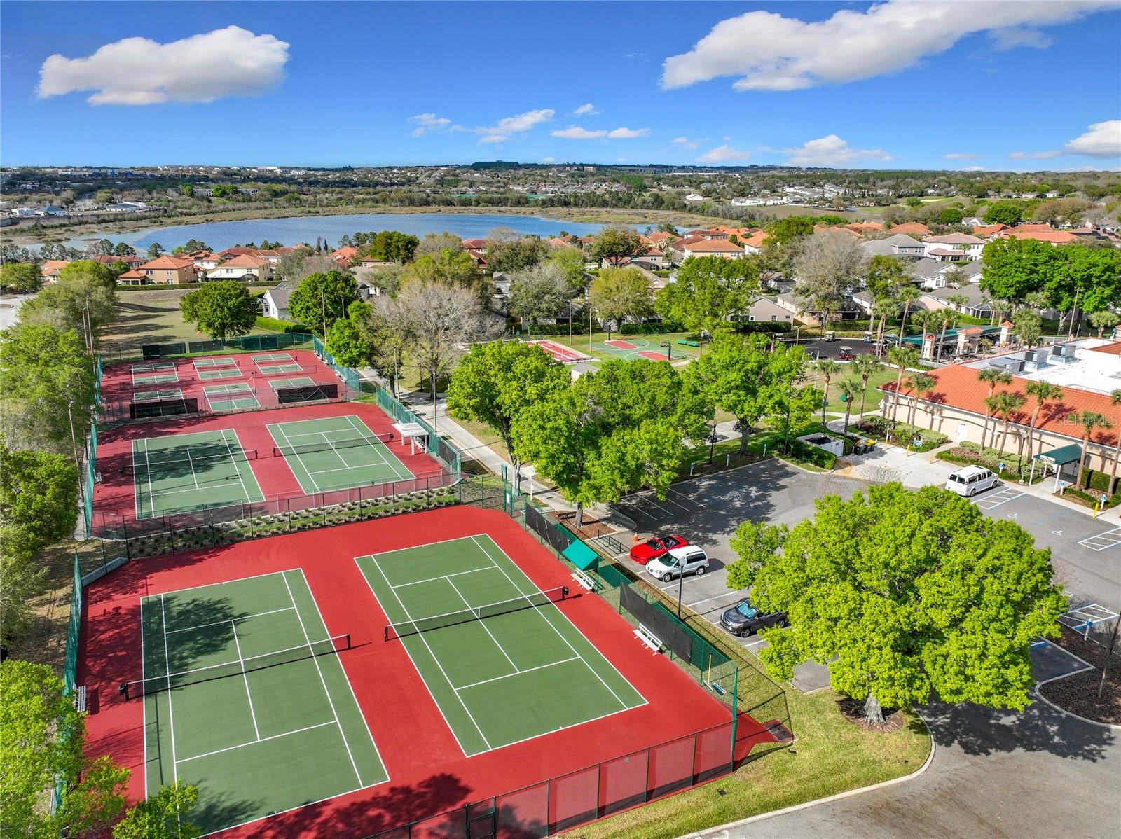 KINGS RIDGE - Residential