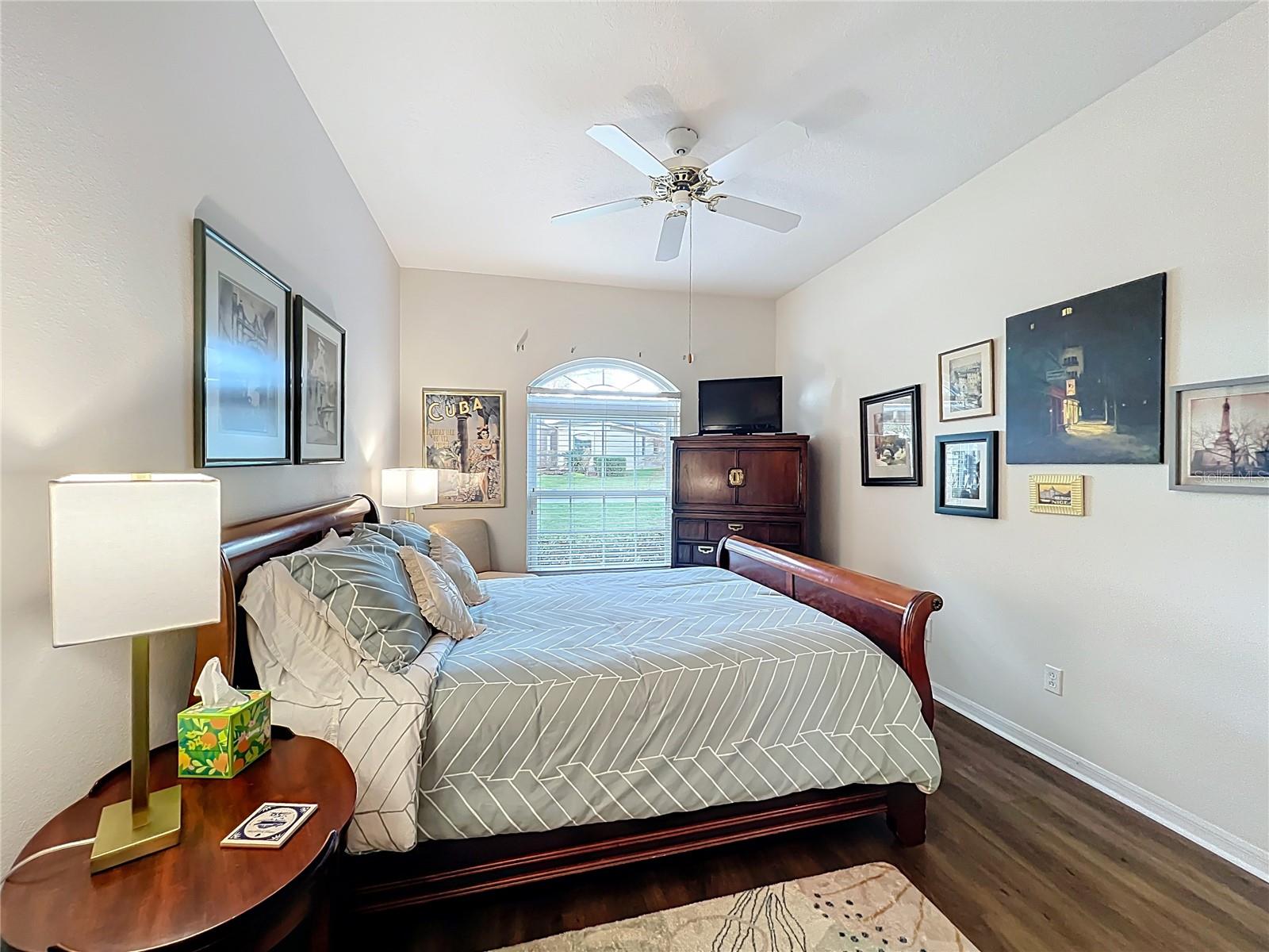 KINGS RIDGE - Residential