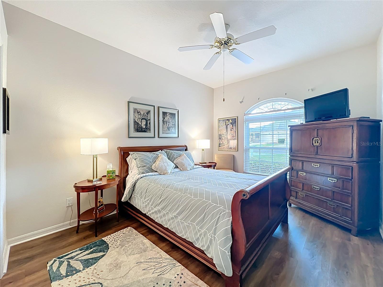 KINGS RIDGE - Residential