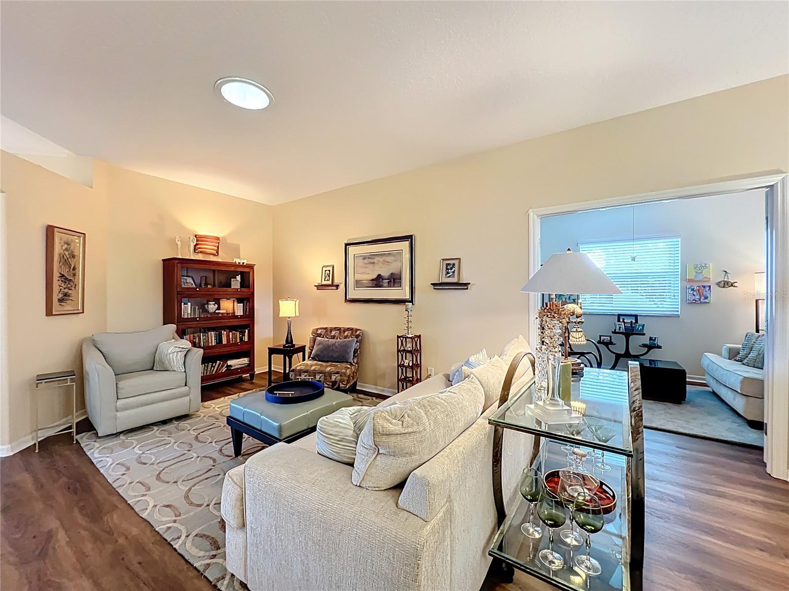 KINGS RIDGE - Residential