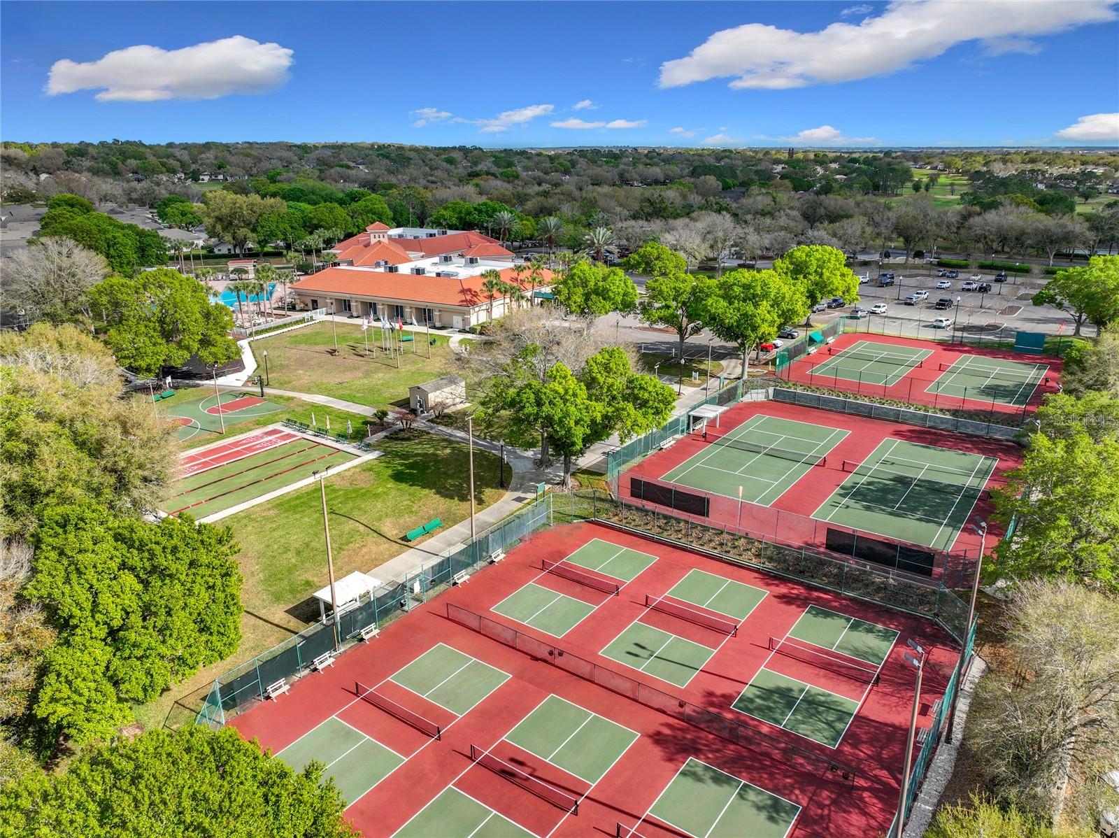 KINGS RIDGE - Residential