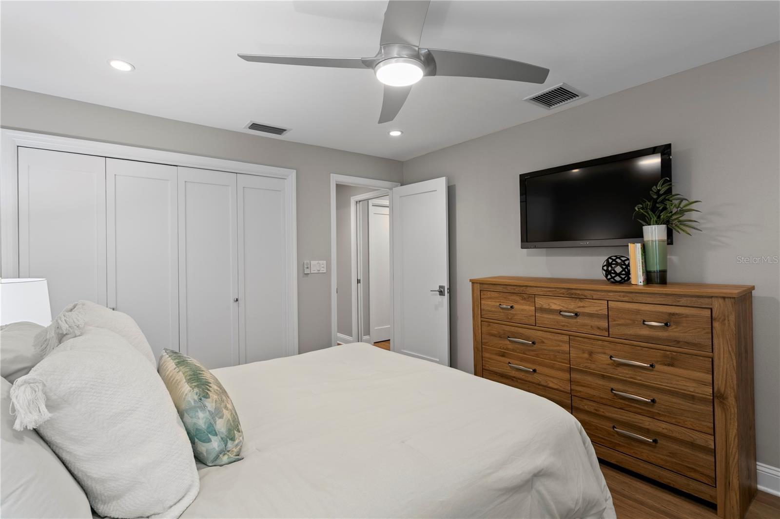 SNELL & HAMLETTS NORTH SHORE ADD - Residential