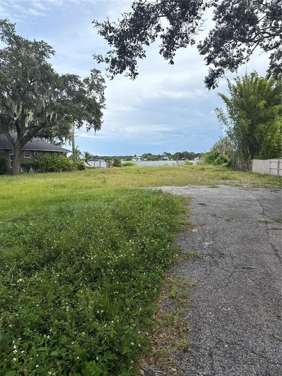 Short Sale. Short Sale. Subject to seller's lender(s) approval of contract, terms. Property sold as-is. Buyer responsible for due diligence, including verifying HOA, taxes, fees, and condition. subject to lender approval and may be adjusted. MORE PHOTOS COMING SOON. PROPERTY HAS BEEN DEMOLISHED SELLING FOR LAND VALUE. This property places you in the center of it all. Enjoy the convenience of being just minutes from vibrant downtown Orlando, world-class dining, shopping, and entertainment. Nearby you’ll find scenic parks, sparkling lakes, golf courses, and endless recreation opportunities. With easy access to major highways, theme parks, and cultural attractions, this location offers the perfect blend of comfort, convenience, and lifestyle.