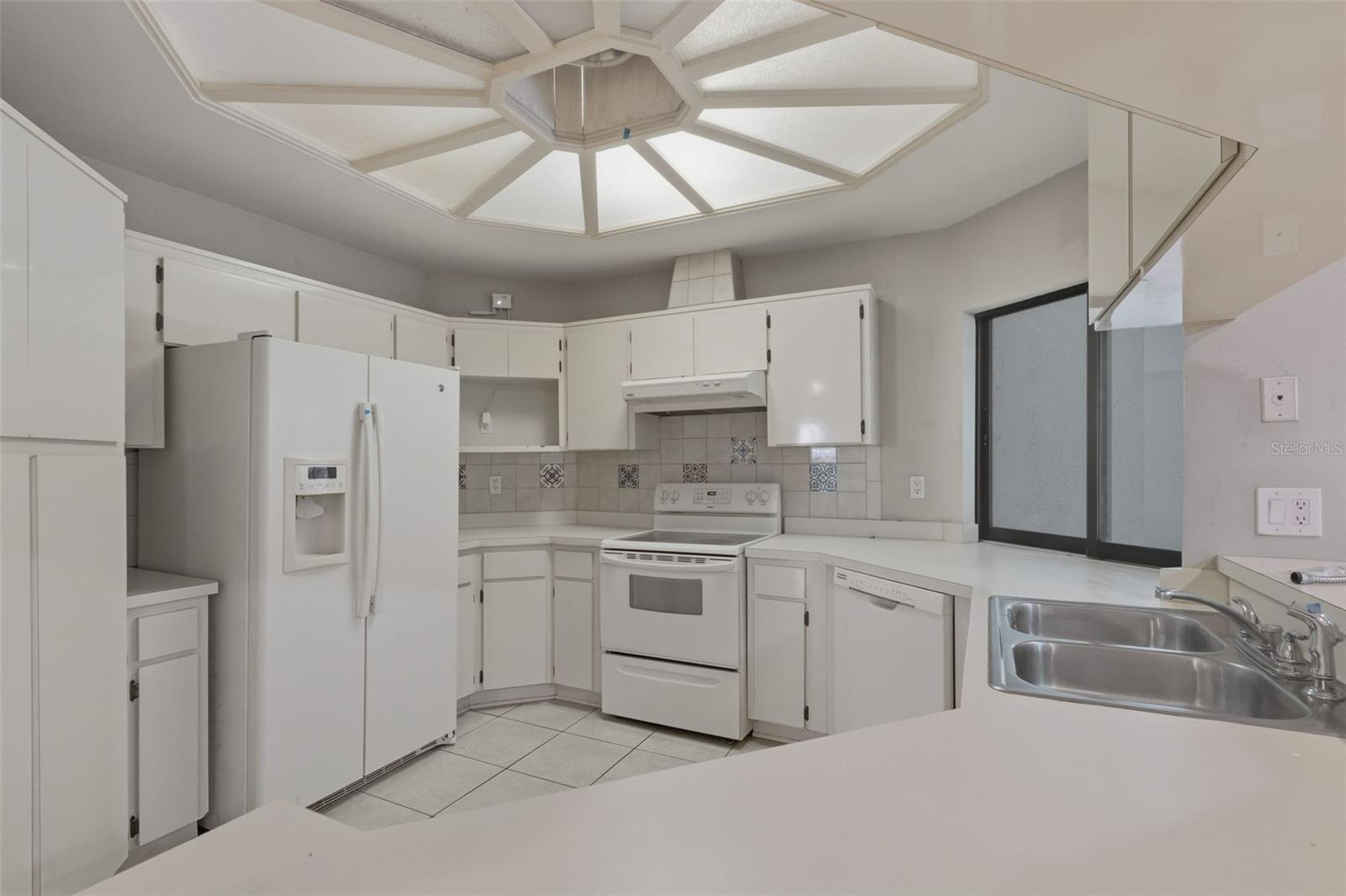 CARROLLWOOD VILLAGE PH TWO - Residential