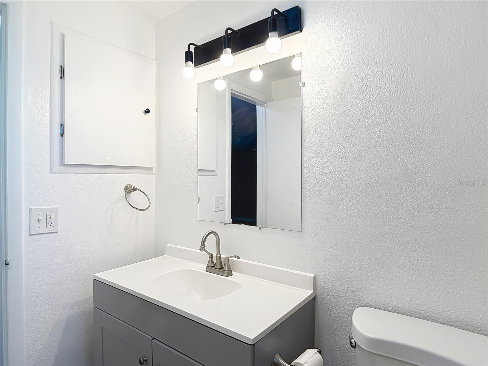 WEEKI WACHEE WOODLANDS - Residential