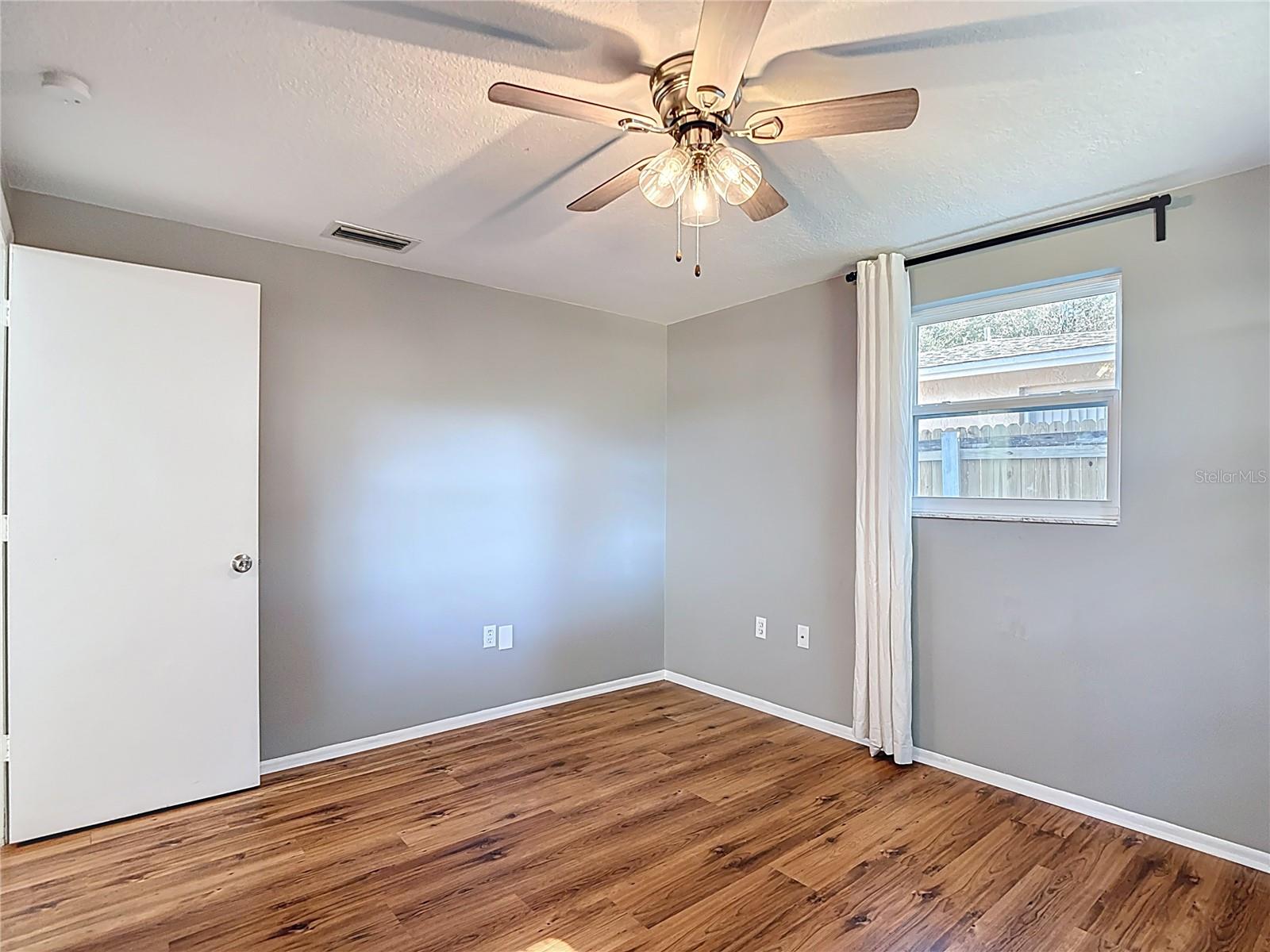 WEEKI WACHEE WOODLANDS - Residential