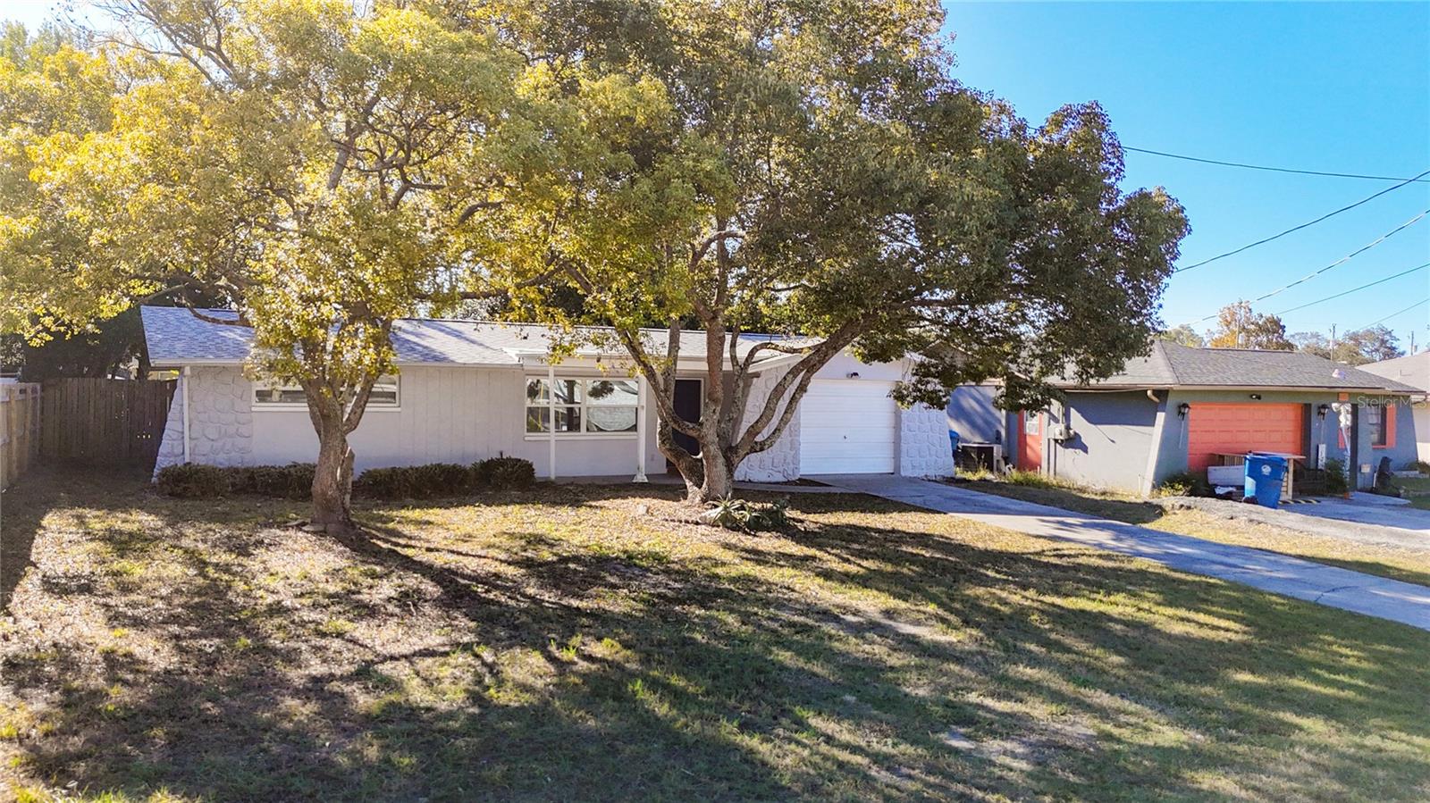 WEEKI WACHEE WOODLANDS - Residential