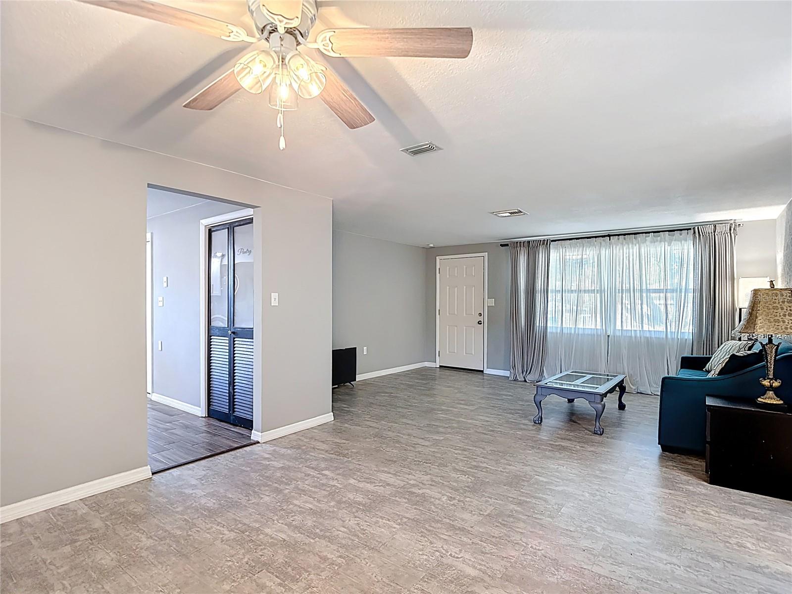 WEEKI WACHEE WOODLANDS - Residential