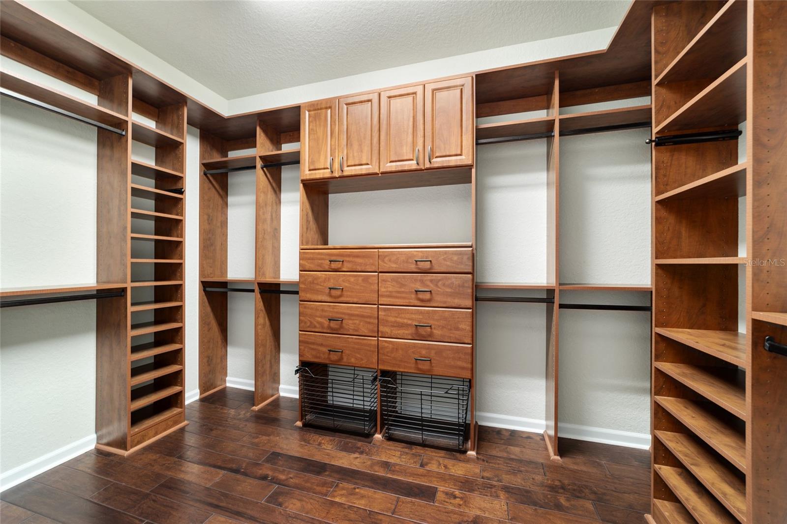 STONE CREEK - Residential